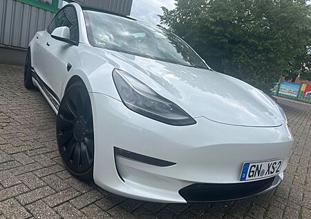 Tesla Model 3 Performance AWD*20 Zoll*H+R*