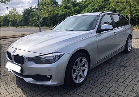 BMW 318d Touring (F31) AUTOMATIK + NAVI + AHK + uvm.