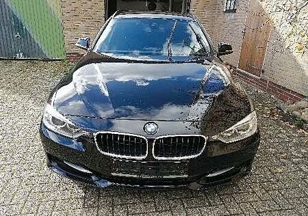 BMW 318d Touring Sport Line Sport Line