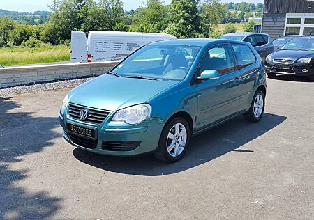 VW Polo Volkswagen IV 1.2 12V Tour/Klima/Tempomat/Parkhilfe