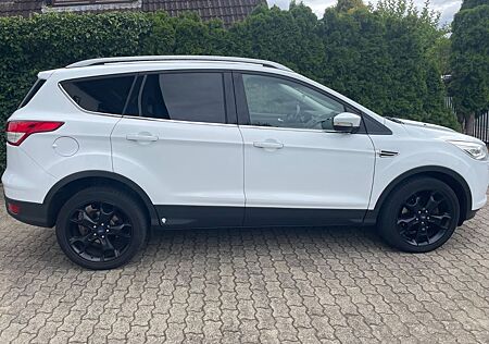 Ford Kuga 1,6 EcoBoost 4x4 134kW Titanium Automatik