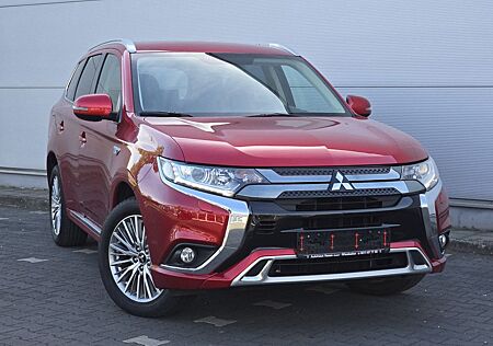 Mitsubishi Plug in Hybrid Outlander Plug-in Hybrid Outlander PHEV Basis Spirit 4WD