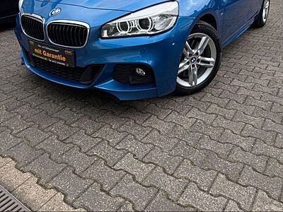 BMW 220 D GRAN TOURER-M SPORT-AUTOM-PANO-NAVI-AHK