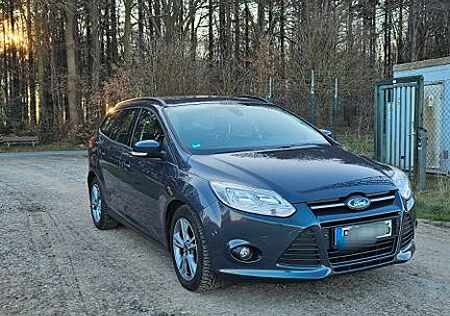 Ford Focus 1,0 EcoBoost 92kW SYNC Edition Turnier...