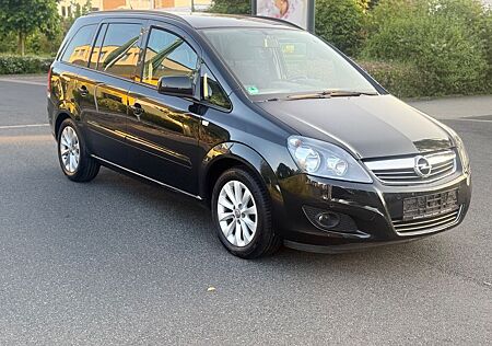 Opel Zafira B Family 7 Sitze Navi TÜV Neu