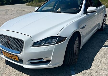 Jaguar XJ XJL V8 5.0L COMPRESSOR