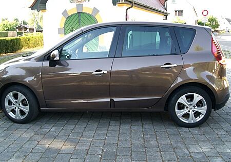 Renault Scenic Dynamique 1.6 16V 110 Dynamique