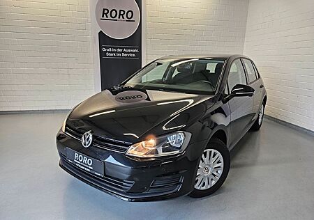 VW Golf Volkswagen VII Lim. 1.6 TDI Trendline + 2xKlima/SH/LS