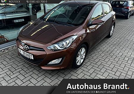 Hyundai i30 1.4 GDI SHZ LenkradHZG/AHK/PDC/Berganfahrass