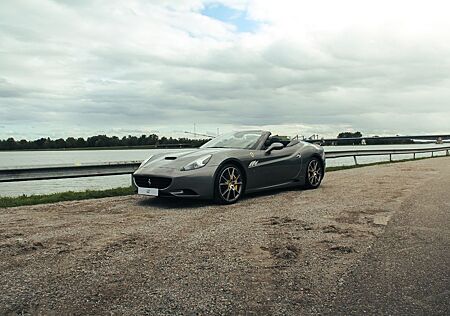 Ferrari California 4.3 V8 4-Sitzer