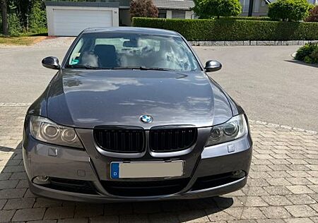 BMW 320d -