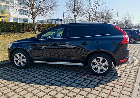 Volvo XC 60 XC60 2.4D DRIVe R Design R Design