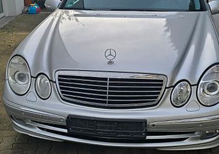 Mercedes-Benz E 320 4MATIC T AVANTGARDE Avantgarde