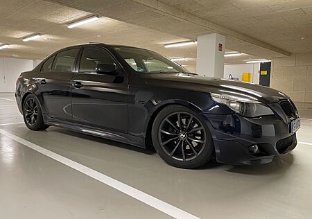 BMW 525i A - M Sportpaket