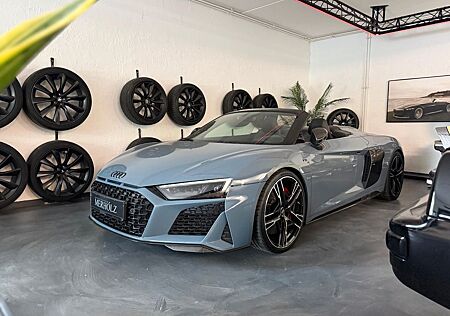 Audi R8 Spyder 5.2 FSI Performance *Capristo*Carbon*