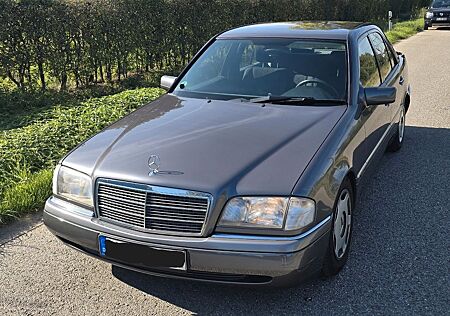 Mercedes-Benz C 180 ELEGANCE