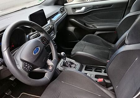 Ford Focus 2,3 EcoBoost ST Styling-Paket Turnier ...