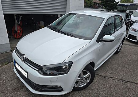 VW Polo Volkswagen 1.0 / 60 PS - absoluten Neuzustand!