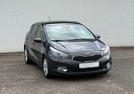 Kia Cee'd Ceed 1.6 CRDI FIFA World Cup/TEMP./MFL/SHZ/LHZ/