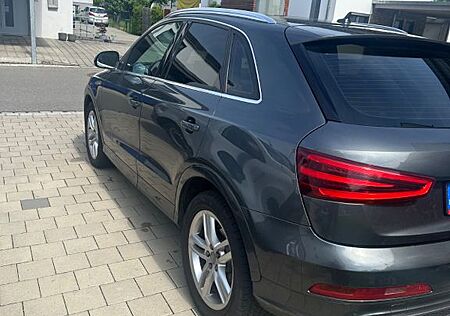 Audi Q3 2.0 TDI quattro Wie Neu!!!