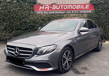 Mercedes-Benz E 220 E 220D Sport NAVI,SHD, el.Sitzheizung Tempomat