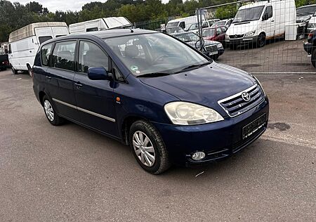 Toyota Avensis Verso 2.0 linea sol 7-Sitzer Automatik.