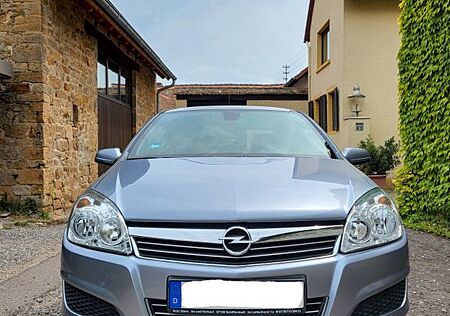 Opel Astra 1.6 Edition