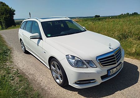 Mercedes-Benz E 200 T BlueEFFICIENCY AVANTGARDE AVANTGARDE
