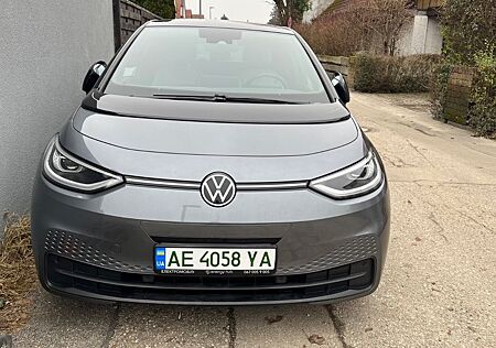 VW ID.3 Volkswagen Pro 57 kWh 125kW Pro