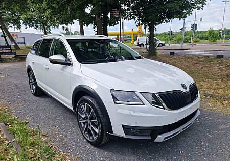 Skoda Octavia Combi Scout 4x4 /Automatik / Navi