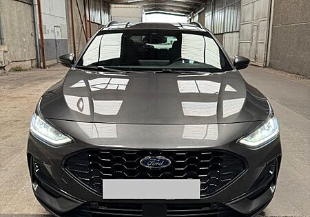Ford Focus Turnier ST-Line X/ACC/AHK/Head Up/Ambiente