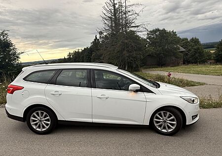 Ford Focus 2,0 TDCi 110kW Titanium Turnier Titanium