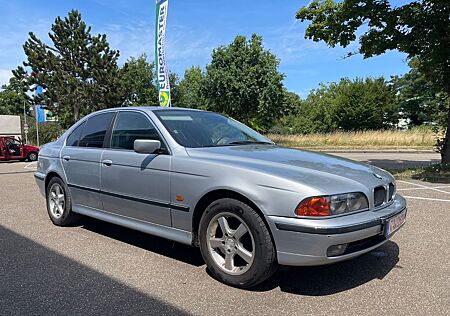 BMW 520i