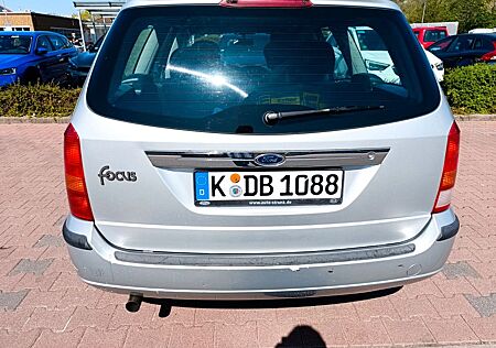 Ford Focus 1.8 Benzin 2004