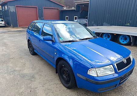 Skoda Octavia Combi 2.0 Ambiente Automatik