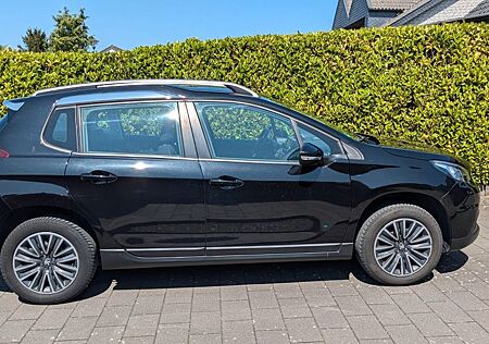 Peugeot 2008 Ich biete meinen gepflegten zum Fes