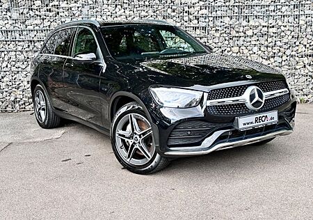 Mercedes-Benz GLC 300 e 4m AMG- AHK-AIrmatic-Pano- Distronic