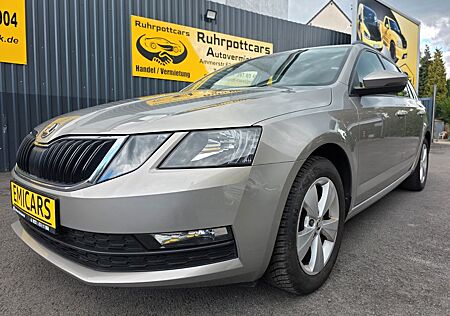 Skoda Octavia Combi Ambition 1. HAND CHECKHEFT