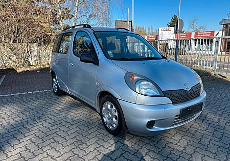 Toyota Yaris Verso 1.3 linea sol Klima | Tüv Nov.2025