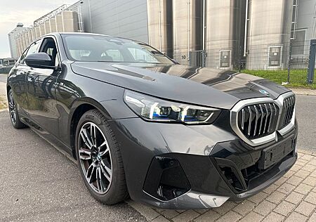 BMW 520 d M Sport-Leder/LED-Kamera/Spurassisstente