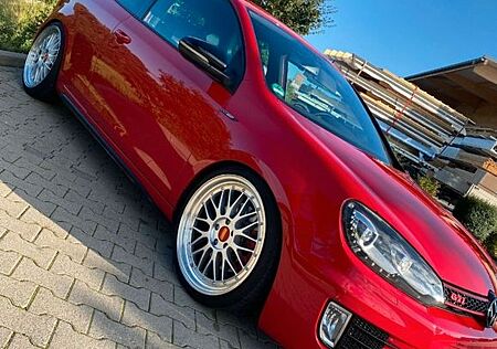 VW Golf Volkswagen 2.0 TSI GTI GTI