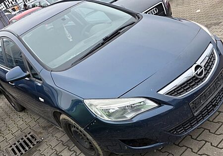 Opel Astra 2.0 CDTI Design Edition Design Edition