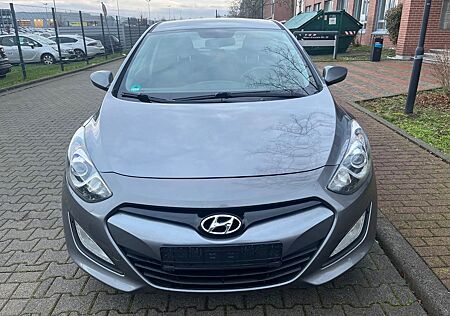 Hyundai i30 FIFA World Cup Edition*Klima*Pdc*Shz*Alu*