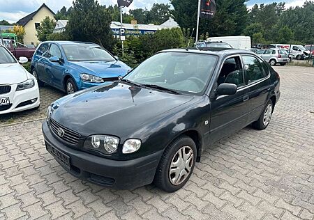 Toyota Corolla 1.4 linea terra