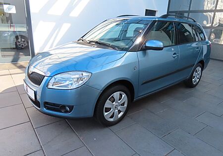 Skoda Fabia Combi Ambiente Klima/ZV/NSW/Temp./AHK/PDC