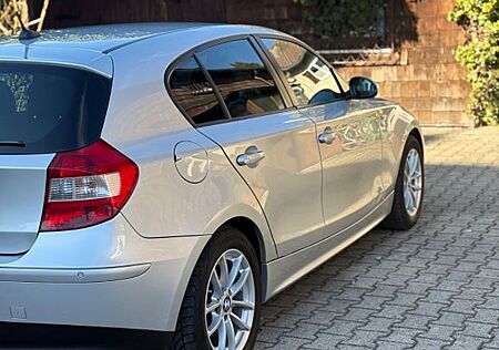 BMW 116i | 2004 | 181.000 km | Top Ausstattung |