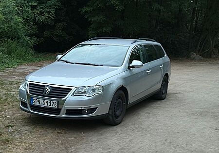 VW Passat Variant Volkswagen 3C 1.6 FSI DSG // Tausch möglich