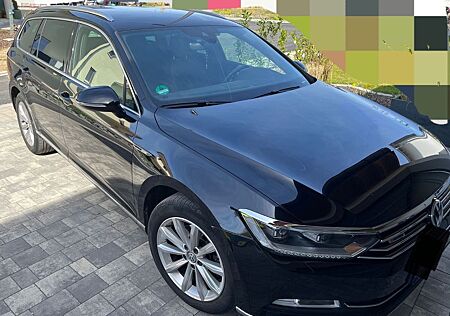 VW Passat Variant Volkswagen Passat Top gepflegt, 8-fach bereift