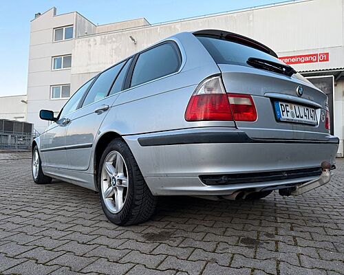 BMW 320i Touring  TÜV 07/27, AHK,  VOLL FAHRBEREIT