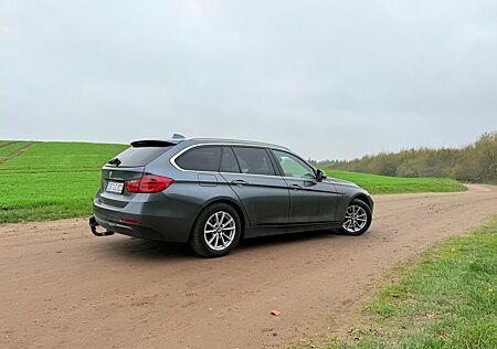 BMW 318d Touring Sport Line